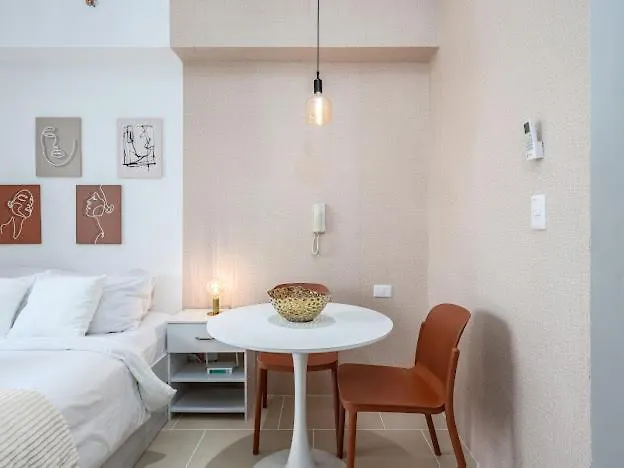Chateau Nude Aparthotel